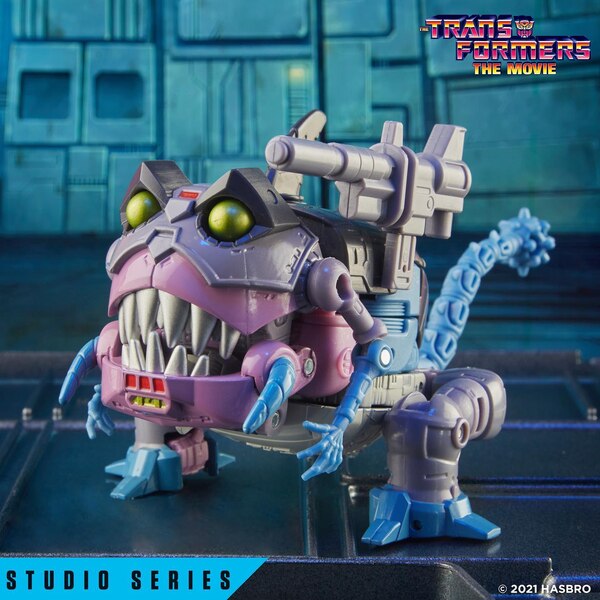 Transformers Generations Studio Series Gnaw Official Images  (2 of 6)